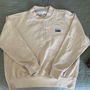 Vintage-Inspired Patagonia Sweatshirt